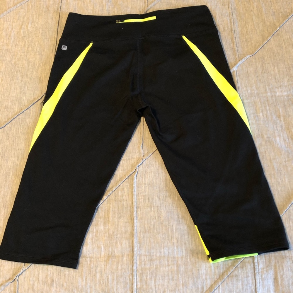 Fabletics Workout Capris - Picture 3 of 4